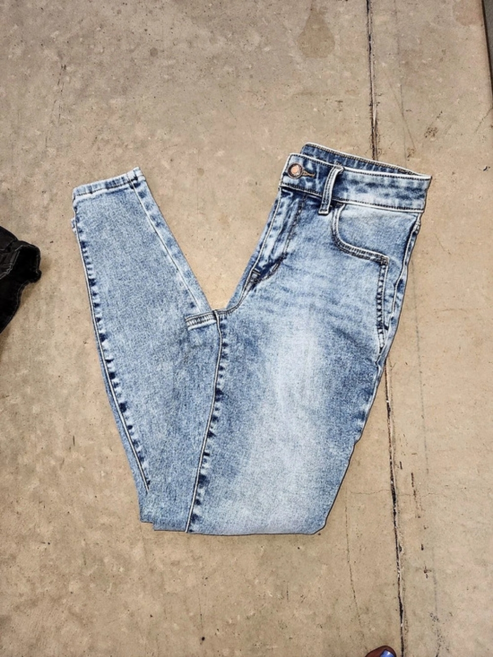 Hollister Women's Skinny Jeans in Blue